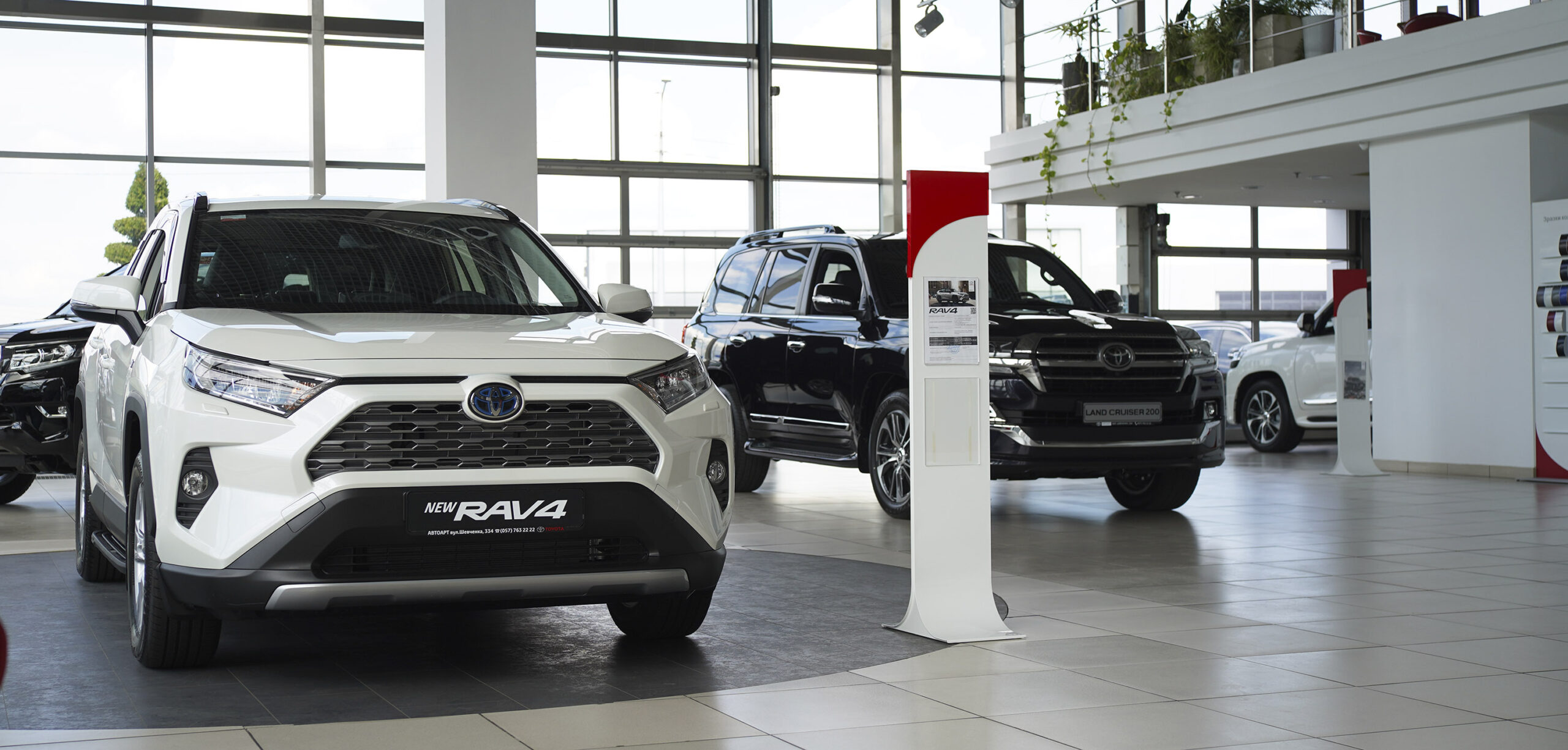 Салон “Автоарт” в Харькове: покупка и обслуживание авто Toyota от официального украинского дилера