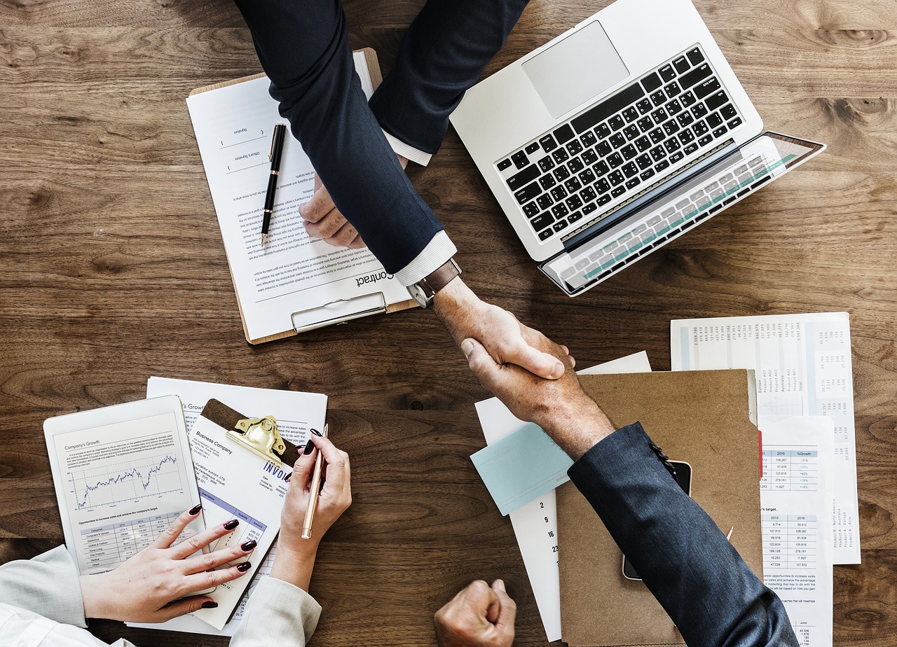 Получая разрешение на работу в Украине, иностранец может легально работать