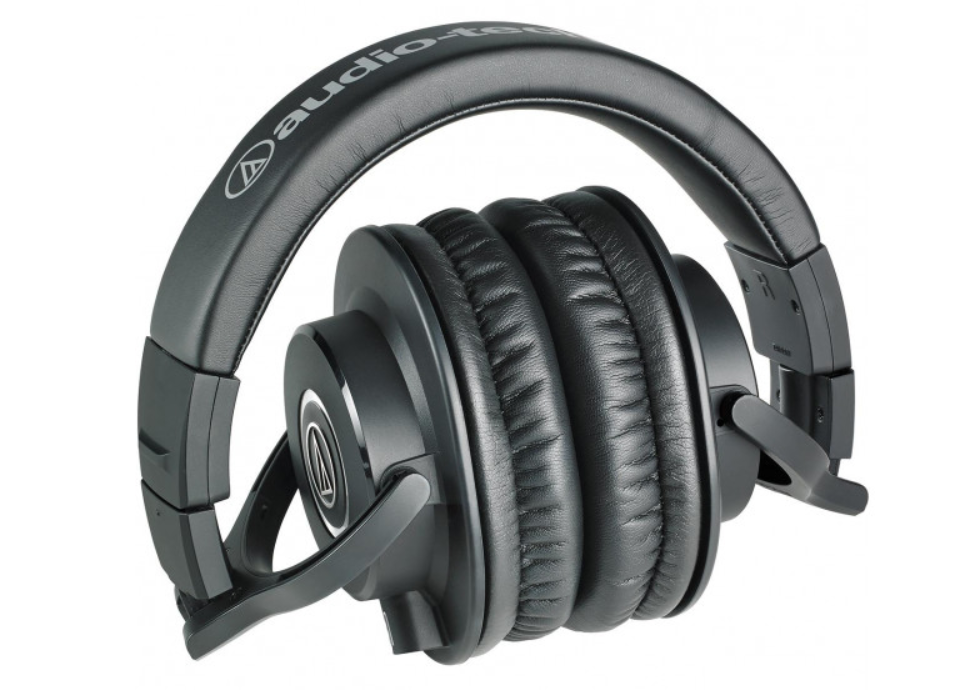Полноразмерные закрытые динамические наушники «Audio-Technica» серий ATH-M и ATH-MSR7 – стабильная популярность