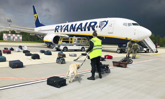 Письмо о бомбе на борту Ryanair отправили после разворота самолёта на Минск