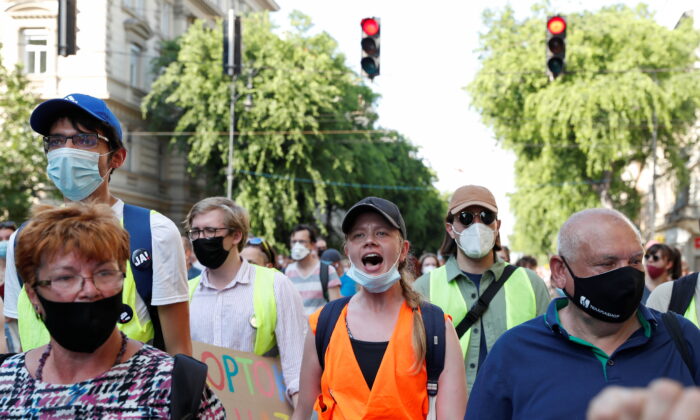 2021_06_05t155957z_1_lynxnpeh54081_rtroptp_4_hungary_china_university