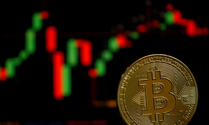 Біткоїн впав на 10% на тлі зростаючого придушення криптовалют у Китаї