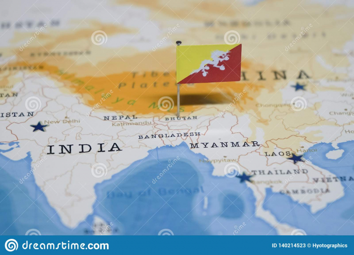 flag_bhutan_world_map_flag_bhutan_world_map_140214523_700x505