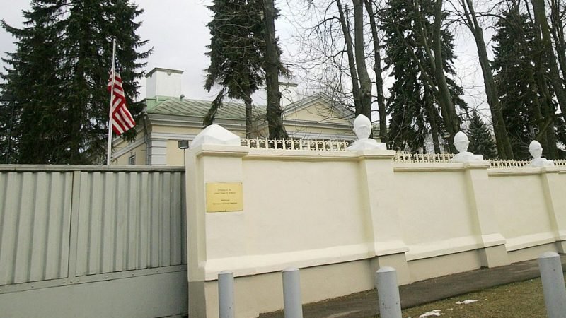 Беларусь: США должны сократить дипломатическое присутствие в стране