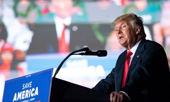 Трамп призвал своих сторонников «спасти Америку» (ВИДЕО)