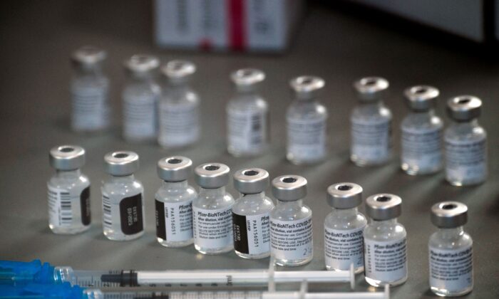 Pfizer заявляє, що її вакцина COVID-19 викликає імунну відповідь у дітей