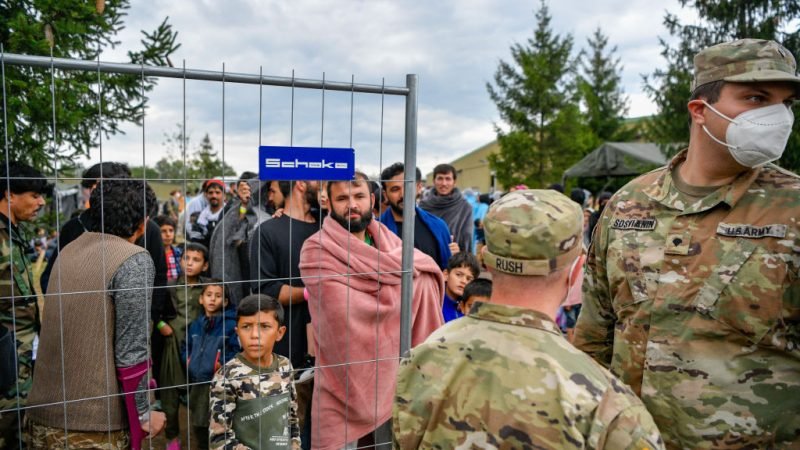 С помощью соседних афганских стран ЕС хочет предотвратить массовые миграционные потоки