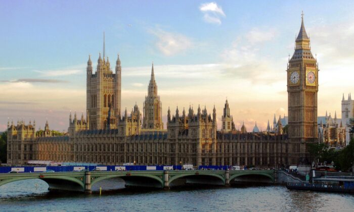 Запрет парламента Великобритании посещать мероприятия китайского посла отражает “узкое и ограниченное мышление ”: пресс-секретарь посольства
