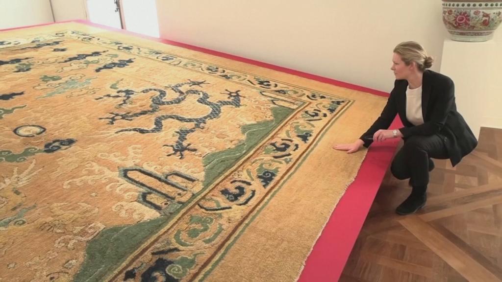 Ковёр императора XVI века нашёл нового владельца (ВИДЕО)