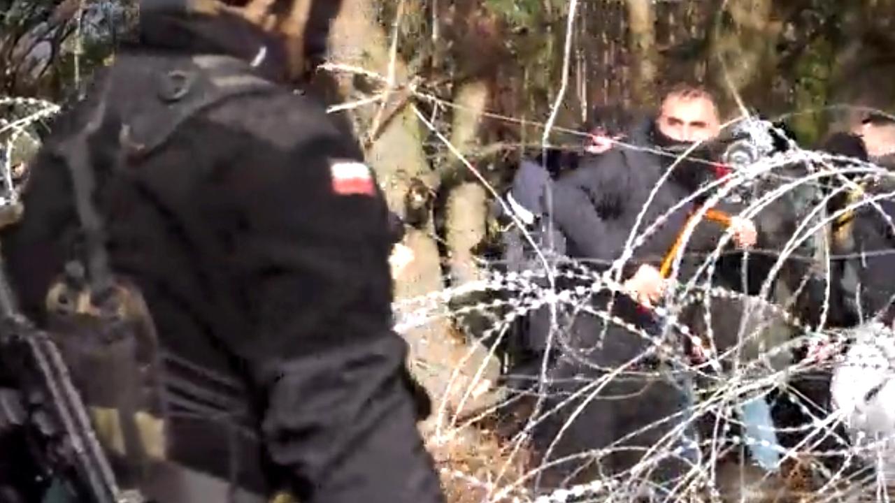 НАТО предостерегает Минск от эксплуатации беженцев (ВИДЕО)
