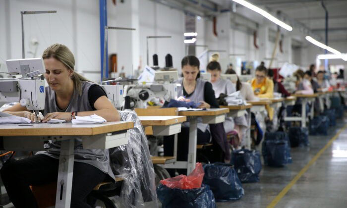 Mango, Steve Madden, Benetton, Hugo Boss и другие переносят свое производство из Азии в США и Европу