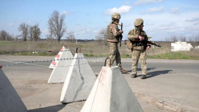 Россия объявила об отводе войск от границы Украины