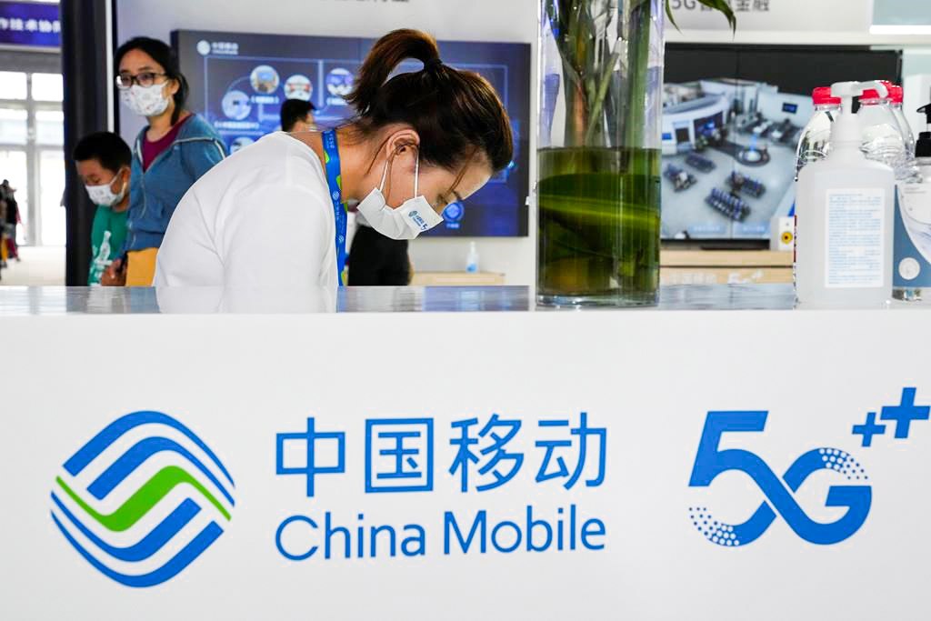 Ущерб, нанесенный China Mobile Канаде, “значительно больше”, чем ущерб, который, ей грозит