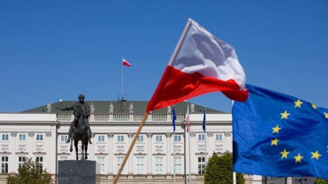 Польща підвищила рівень кібербезпеки після кібератаки в Україні