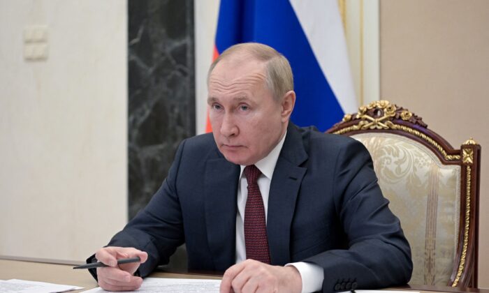 «Нас проігнорували»: Путін виступив із першою за кілька тижнів промовою про напруженість у відносинах між Росією та Україною