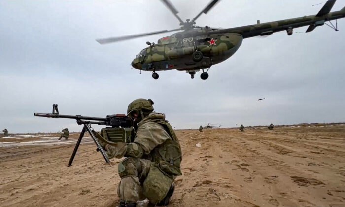 Російський дипломат каже: американським та британським шпигунам не можна довіряти
