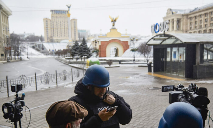 Британский журналист был ранен в результате жестокой засады недалеко от Киева (ВИДЕО)