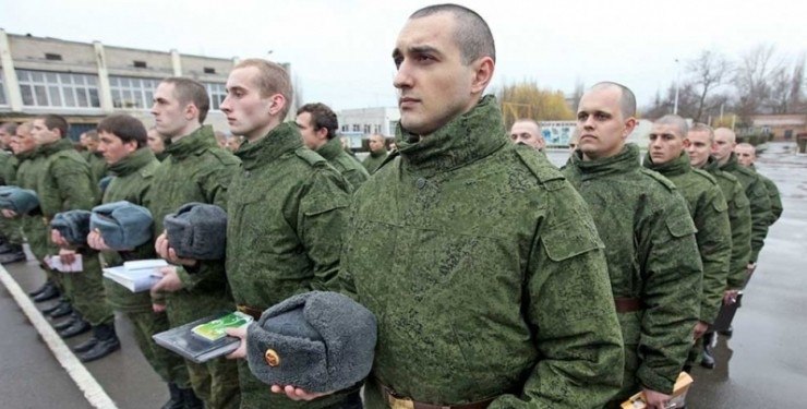 «Я хочу зателефонувати до батька, він мене звідси забере» — російські новобранці бояться війни в Україні, але змушені воювати