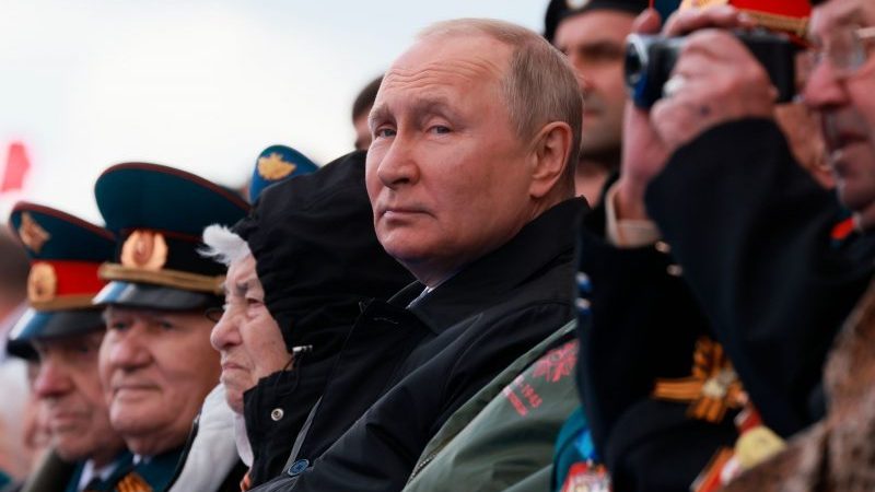 Путинский парад в День Победы обошелся без самолетов