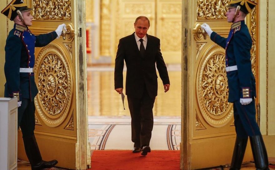 Росія у гніві через радянські пам’ятки у Латвії: “Цей крок не має моральної основи”