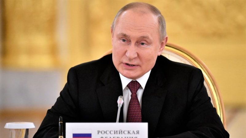 Путін назвав заплановане ЄС нафтове ембарго “економічним самогубством”