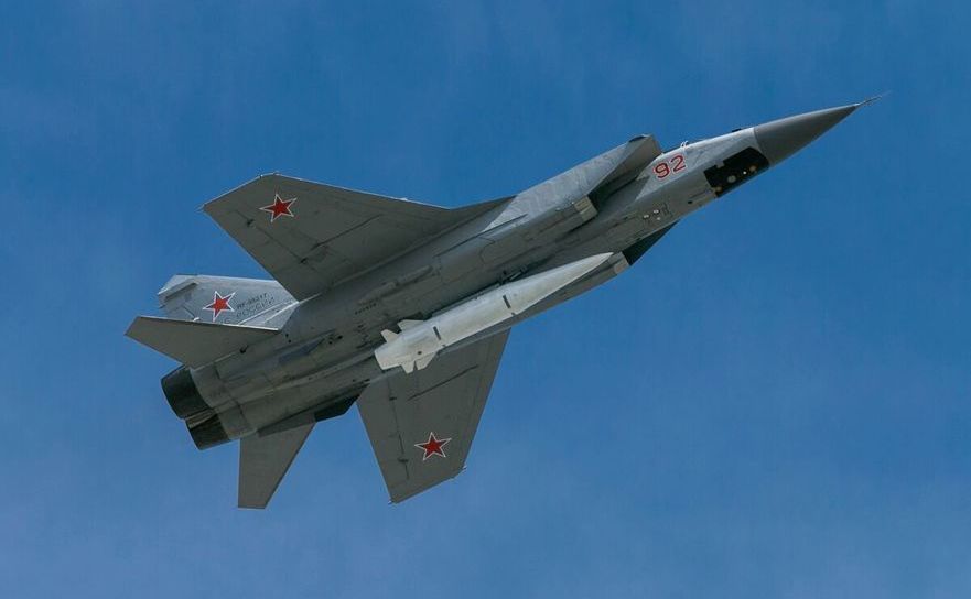 Японія підняла винищувачі після того, як російські та китайські військові літаки наблизилися до її повітряного простору