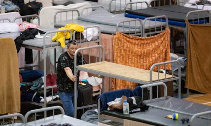 У столиці Мексики закриється табір для українських біженців
