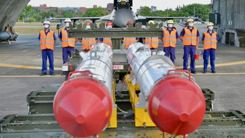США и Тайвань укрепляют торговые отношения. Китай протестует и угрожает
