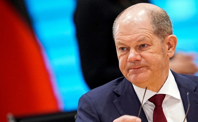 Електронне листування канцлера Олафа Шольца з 2015 по 2018 розслідується поліцією