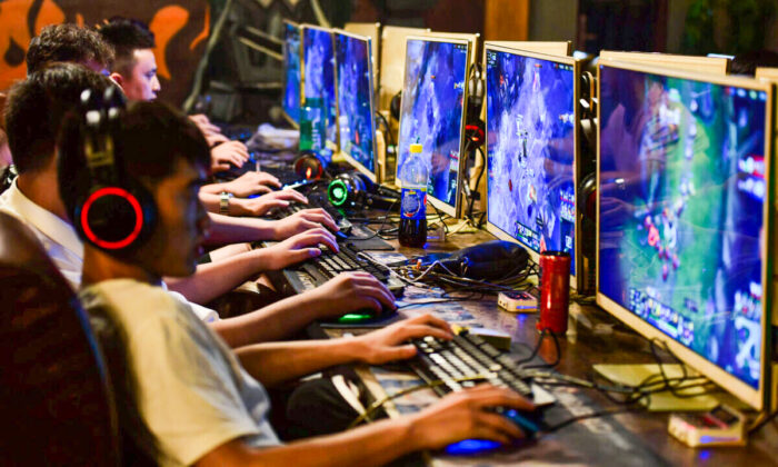 2021_08_30t134933z_2_lynxmpeh7t098_rtroptp_4_china_videogames_1200x800