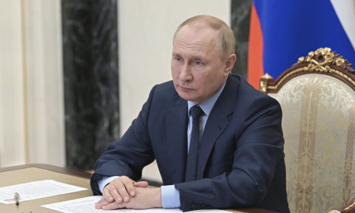 Провал попытки Путина восстановить Россию как великую державу