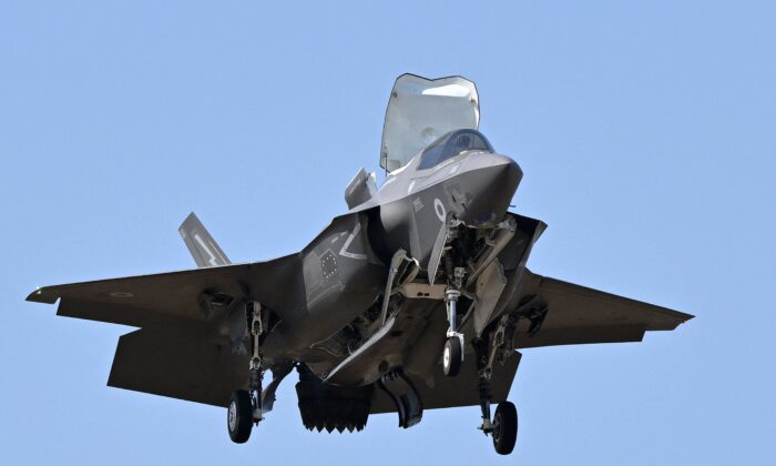 lockheed-martin-f-35-gettyimages-1241995086-700x420