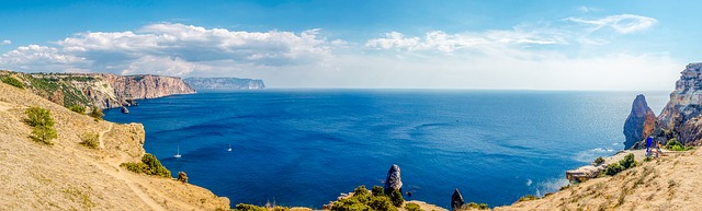 water-3166432_640