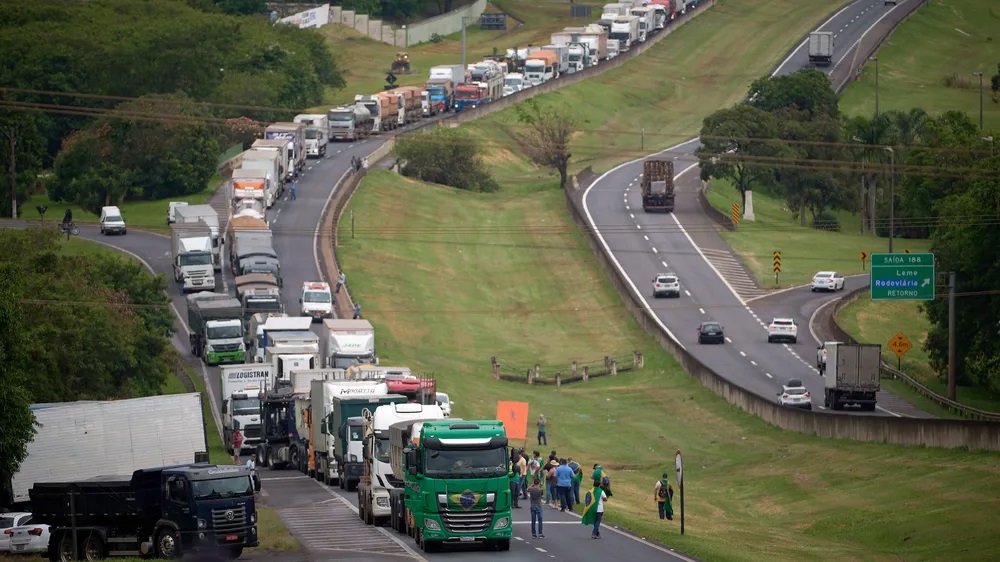 brasilien-trucker-strassenblockade