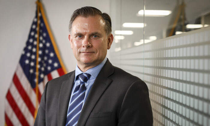 epochtimes_510a8407-robert-spalding-700x420