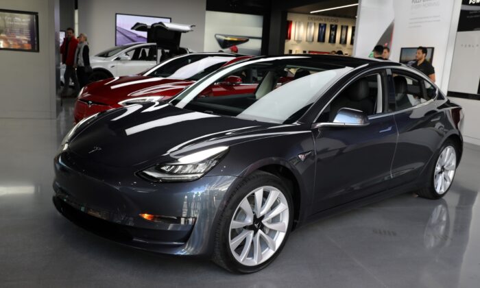 Южная Корея оштрафовала Tesla на 2,2 млн долларов за преувеличение дальности пробега электромобилей
