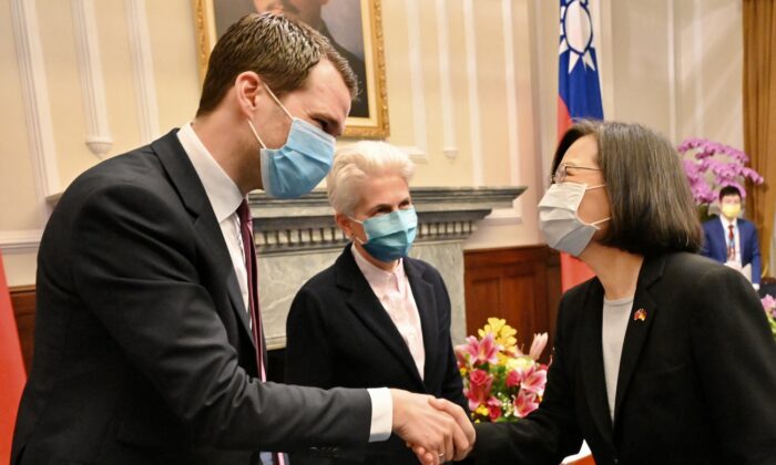 gettyimages-1246121197-700x420