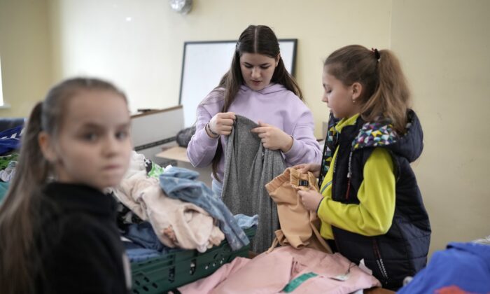 Франция оказала «беспрецедентный» прием для 100 000 беженцев из Украины