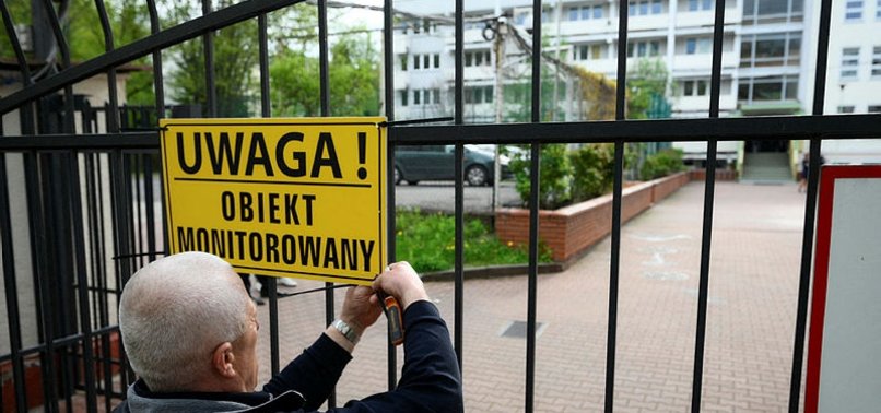 806x378_poland_seizes_russian_high_school_building_in_warsaw_1682790655548
