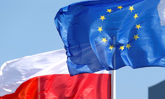 poland-eu-flags-700x420