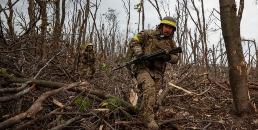 Великобританія заявила про виведення російських військ із південного Бахмута
