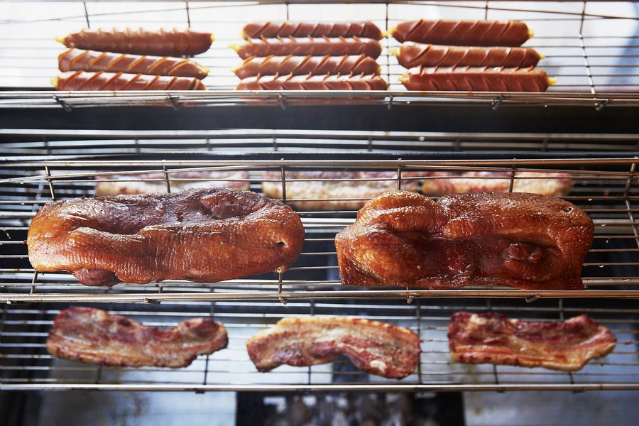 sausage-2579133_1280