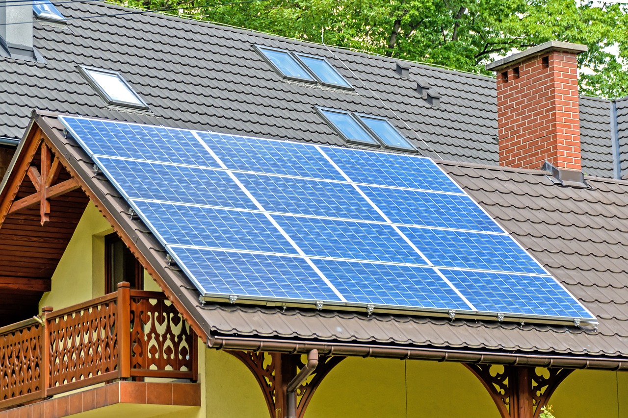 solar-panels-g0c890e107_1280