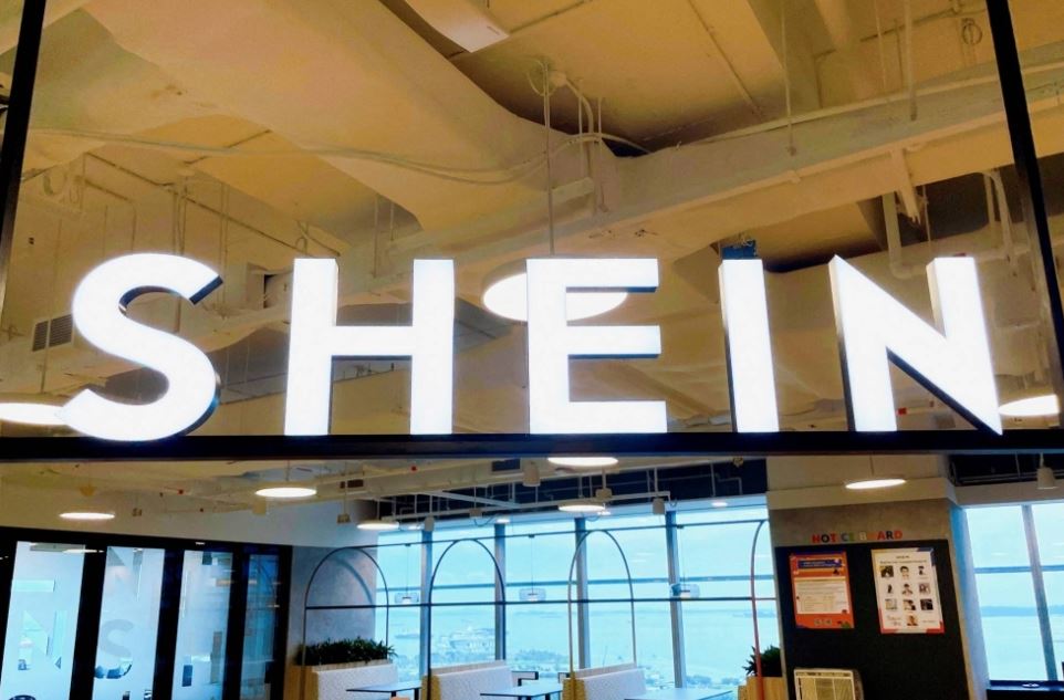 002e09f9-2af1-40ab-80c8-594dab711f4d