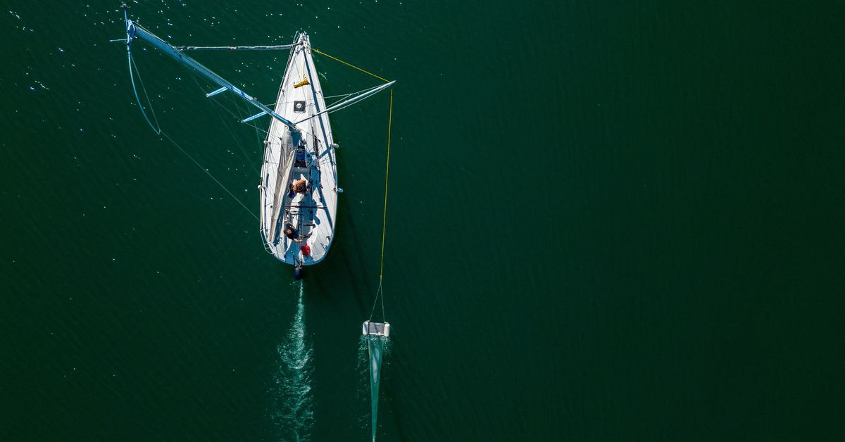 ac0b9ce5-42ad-48d6-86f4-9b5751ff1382