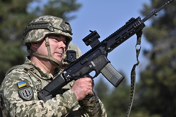 621f5169-4b78-42d6-a5f7-a037ba9a96e4