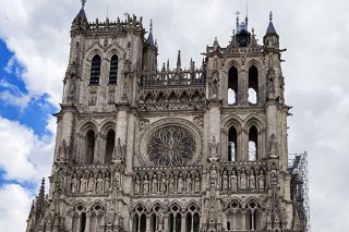 899b9889-cbd2-4c77-88bb-2a043ec50321