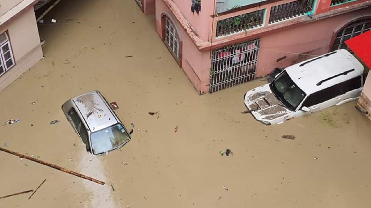 8c09e250-a0aa-4d42-9202-798ae395a3e8