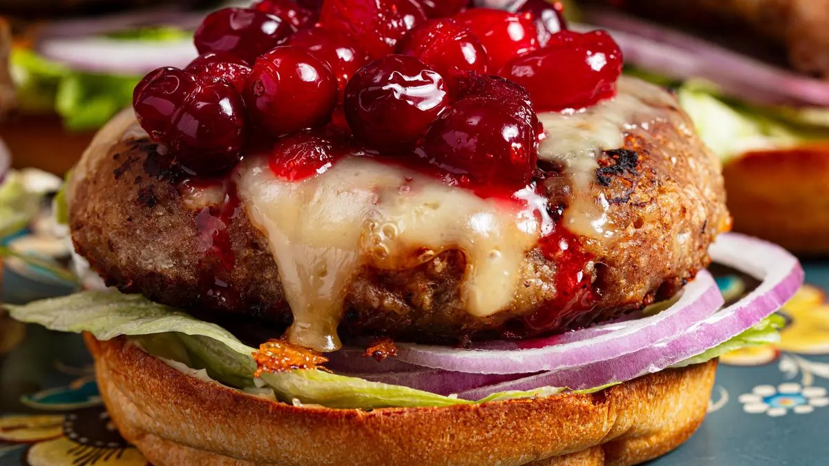id5529921-atk-turkey-burgers-20231115