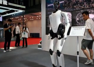 Готовы ли США к наплыву гуманоидов с искусственным интеллектом из Китая?
